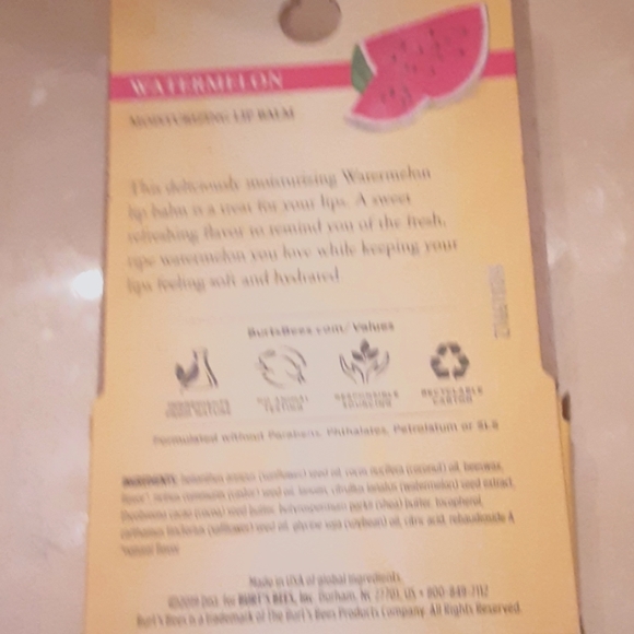 Burt's Bees Lip Balm - Picture 4 of 5